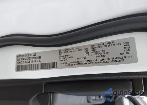 2024 Jeep Grand Cherokee L Altitude 4X4 z USA, uszkodzony, nr VIN 1C4RJKAG2R8560399